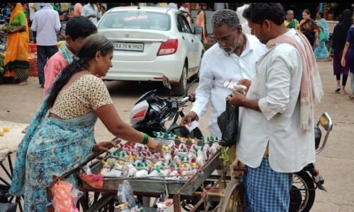 ನವಲಗುಂದ: ಮಣ್ಣೆತ್ತಿನ ಅಮಾವಾಸ್ಯೆಯ ವಿಶೇಷ ಪೂಜಾ ಸಂಭ್ರಮ
