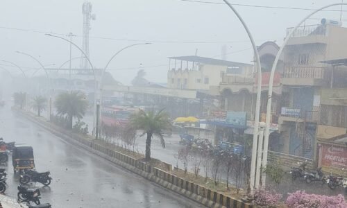 ಹೊಳಲ್ಕೆರೆ ತಾಲ್ಲೂಕಿನಲ್ಲಿ ಶುಕ್ರವಾರ ಭಾರಿ ಮಳೆ