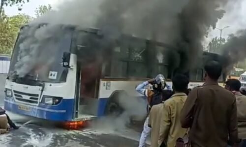 ಜನನಿಬಿಡ ಎಂಜಿ ರಸ್ತೆಯಲ್ಲಿ ಬಿಎಂಟಿಸಿ ಬಸ್ ಗೆ ಆಕಸ್ಮಿಕ ಬೆಂಕಿ