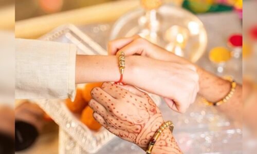 ಇಂದು ರಕ್ಷಾ ಬಂಧನ ಹಬ್ಬ: ಮುಖ್ಯಮಂತ್ರಿ ಸಿದ್ದರಾಮಯ್ಯ ಸೇರಿ ಗಣ್ಯರಿಂದ್ದ ಶುಭಾಶಯ.