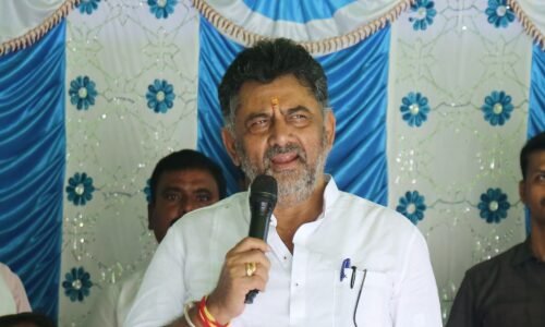 ಕಾಲುವೆಗಳ ಅಕ್ಕ-ಪಕ್ಕದಲ್ಲಿ 30-40 ಅಡಿ ರಸ್ತೆ ನಿರ್ಮಾಣ: ಡಿ.ಕೆ.ಶಿವಕುಮಾರ್