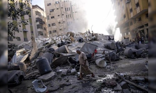 ಇಸ್ರೇಲ್ ಸೇನಾ ನೆಲೆಗಳ ಮೇಲೆ ಹಿಜ್ಬುಲ್ ಸಂಘಟನೆಯಿಂದ 320 ರಾಕೆಟ್ ಗಳ ದಾಳಿ