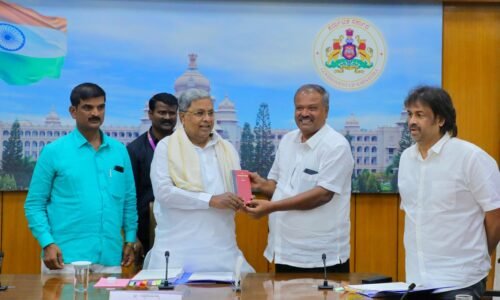 ಪ್ರಾಥಮಿಕ ಶಾಲಾ ಶಿಕ್ಷಕರ ಸೇವಾ ಬೇಡಿಕೆಗಳ ಪರಿಶೀಲಿಸಿ ಸೂಕ್ತ ಕ್ರಮ: ಸಿದ್ದರಾಮಯ್ಯ