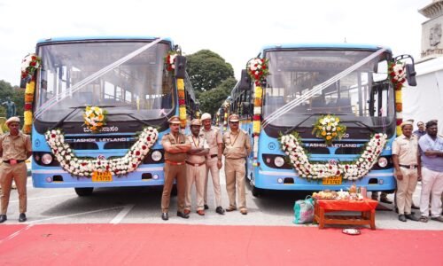 ಬೆಂಗಳೂರಿನ ರಸ್ತೆಗಿಳಿದ ನೂತನ 100 BMTC ಬಸ್ ಗಳು: ಸಿಎಂ ಸಿದ್ದರಾಮಯ್ಯ ಚಾಲನೆ