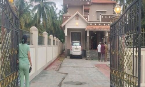 ಕಾರವಾರ;  ಮಹಾರಾಷ್ಟ್ರ ಉದ್ಯಮಿಯ ಬರ್ಬರ ಕೊಲೆ; ಪತ್ನಿಯ ಸ್ಥಿತಿ ಗಂಭೀರ