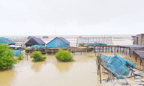 ನೀನೇನ್  ‘ಡಾನಾ’ ಎನ್ನುವಂತಿಲ್ಲ ಒಡಿಶಾ ಹಾಗೂ ಪಶ್ಚಿಮ ಬಂಗಾಳ ಜನತೆ: ಬಂದಾಗಿದೆ ಚಂಡಮಾರುತ