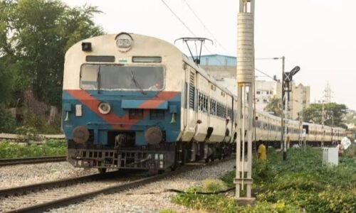 ರೈಲು ಡಿಕ್ಕಿಯಾಗಿ ನಾಲ್ವರು ಕಾರ್ಮಿಕರು ಸಾವು