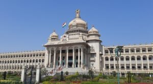 800px-Vidhana_Soudha,_14_February_2022_-_cropped