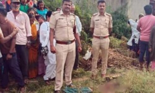 ಚನ್ನಮ್ಮನ ಕಿತ್ತೂರು: ನವಜಾತ ಹಸುಗೂಸು ಪತ್ತೆ…ನಾಯಿ, ಹಂದಿ ದಾಳಿ ಮಾಡಿರುವ ಶಂಕೆ
