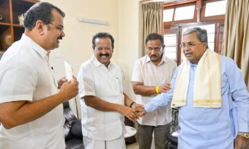 ಕೇಂದ್ರದ ತಾರತಮ್ಯದ ವಿರುದ್ಧದ ಹೋರಾಟಕ್ಕೆ ಕೈಜೋಡಿಸಲು ತಮಿಳುನಾಡು ಮನವಿ: ಸಿಎಂ ಸಿದ್ದರಾಮಯ್ಯ ಭೇಟಿ