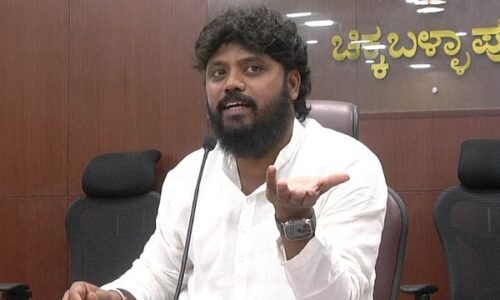 ‘ಆಕ್ಸಿಡೆಂಡಲ್ ಎಮ್ಮೆಲ್ಲೆ ಪ್ರದೀಪ್ ಈಶ್ವರ್ ಅವ್ರೆ?’ ಇದು ಜನರ ಸರಕಾರ, ಯಾರಪ್ಪನ ಸರಕಾರವೂ ಅಲ್ಲ’