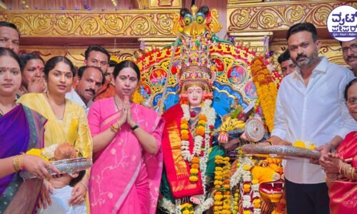 ಕುಟುಂಬ ಸಮೇತ ಜಾತ್ರೆಯಲ್ಲಿ ಪಾಲ್ಗೊಂಡ ಸಚಿವೆ ಲಕ್ಷ್ಮೀ ಹೆಬ್ಬಾಳಕರ್