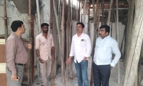 ಅಣ್ಣಿಗೇರಿಯ ಗ್ರಾಮಚಾವಡಿಗೆ ಭೇಟಿ ನೀಡಿದ ತಹಸೀಲ್ದಾರ್