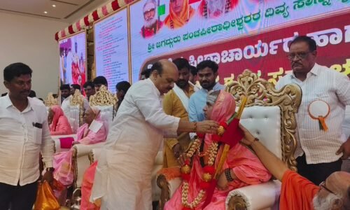 ವೀರಶೈವ-ಲಿಂಗಾಯತ ಎಲ್ಲ ಗುರು ಭಕ್ತರು ಒಂದಾದರೆ ನಮ್ಮನ್ಮು ತಡೆಯುವವರು ಯಾರೂ ಇಲ್ಲ: ಬಸವರಾಜ ಬೊಮ್ಮಾಯಿ