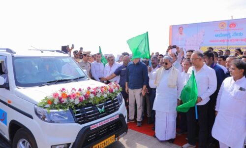 ಆರೋಗ್ಯ ಸೇತು-ಸಂಚಾರಿ ಆರೋಗ್ಯ ಘಟಕಕ್ಕೆ ಸಿಎಂ ಚಾಲನೆ