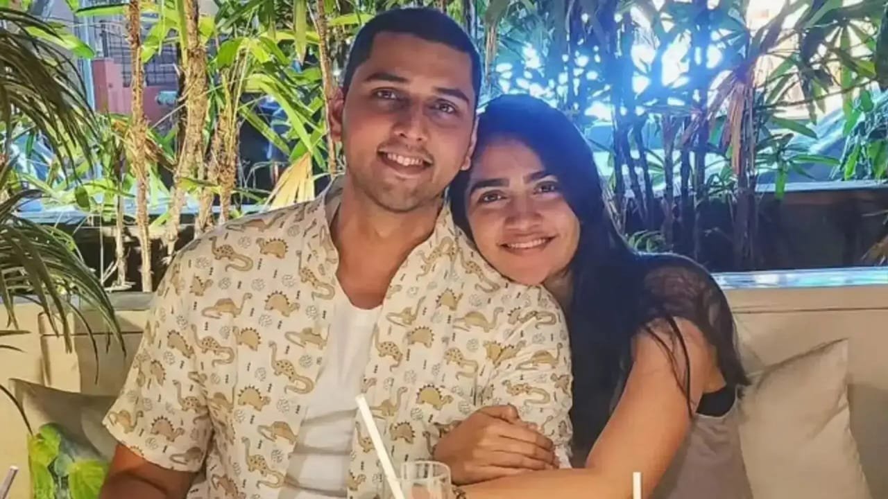 ರುಕ್ಮಿಣಿ ವಸಂತ್‌–ಸಿದ್ಧಾಂತ್ ನಾಗ್ ನಡುವೆ ಏನಿದೆ? ವೈರಲ್ ಫೋಟೋದಿಂದ ಎದ್ದ ಪ್ರೇಮ ವದಂತಿ