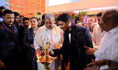 ಬೆಂಗಳೂರಿನಲ್ಲಿ ಶುರುವಾಯ್ತು ಮೈಸೂರಿನ ‘ಮೈಲಾರಿ’ ಘಮ; ಹೋಟೆಲ್ ಉದ್ಘಾಟಿಸಿ, ದೋಸೆ ಸವಿದು ಮೆಚ್ಚಿದ ಮುಖ್ಯಮಂತ್ರಿ ಸಿದ್ದರಾಮಯ್ಯ