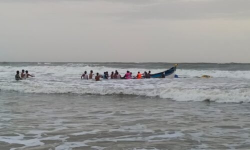 ಉಡುಪಿಯಲ್ಲಿ ಪ್ರವಾಸಿಗರ ಭೋಟ್ ಮುಳುಗಿ ಇಬ್ಬರ ಸಾವು, ಇಬ್ಬರ ಸ್ಥಿತಿ ಗಂಭೀರ