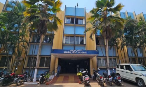 ಹುಬ್ಬಳ್ಳಿ: ಆರು ಲಕ್ಷ ರೂಪಾಯಿ ಲಂಚ; ವಾಣಿಜ್ಯ ತೆರಿಗೆ ಡಿಸಿ ಲೋಕಾಯುಕ್ತ ಬಲೆಗೆ