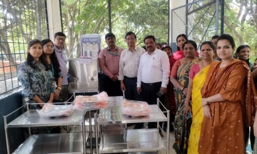 ಐಡಿಬಿಐ ಬ್ಯಾಂಕ್, ಮೈಕೋ ಶಾಖೆಯಿಂದ ಸಿ ಎಸ್ ಆರ್ ಚಟುವಟಿಕೆಗಳ ಆಡಿಯಲ್ಲಿ ಶಾಲೆಗೆ ದೇಣಿಗೆ