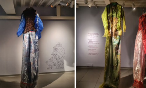 ಬೆಂಗಳೂರಿನಲ್ಲಿ ಪ್ರದರ್ಶನಗೊಂಡ ಡಚ್ ಕಲಾವಿದೆ ಆಫ್ರಾ ಐಸ್ಮಾ ಅವರ ಜವಳಿ ಕಲೆ, ಪ್ರತಿಭಟನೆ, ಪ್ರತಿರೋಧವನ್ನು ಸೂಚಿಸುತ್ತದೆ.