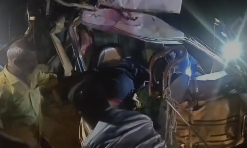 ಮಂತ್ರಾಲಯ ಬಳಿ ಬೊಲೆರೋ-ಟ್ಯಾಂಕರ್ ಡಿಕ್ಕಿ: ಚಿಕ್ಕಮಗಳೂರಿನ 8 ಭಕ್ತರು ಸಾವು