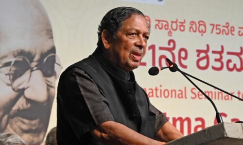 ನಿವೃತ್ತ ಲೋಕಾಯುಕ್ತ ನ್ಯಾಯಮೂರ್ತಿ ಸಂತೋಷ್ ಹೆಗ್ಡೆ ಆರೋಗ್ಯದಲ್ಲಿ ಏರುಪೇರು: ಮಣಿಪಾಲ್ ಆಸ್ಪತ್ರೆಗೆ ದಾಖಲು