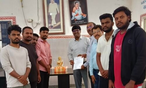 ಬೆಂಗಳೂರು ವಿವಿಯ ಪಿಜಿ -2 ಪುರುಷ ವಸತಿ ನಿಲಯ: ಡಿಸಿಎಂ ಡಾ. ಜಿ. ಪರಮೇಶ್ವರ್ ರವರ 75 ನೇ ಜನ್ಮದಿನ ಅಂಗವಾಗಿ ಬುದ್ಧನ ವಿಗ್ರಹ ವಿತರಣೆ