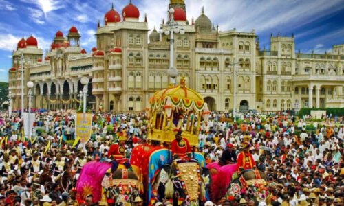 ಮೈಸೂರು ದಸರಾ ಪ್ರವಾಸಿಗರಿಗೆ KSTDC ವಿಶೇಷ ವ್ಯವಸ್ಥೆ; ‘ಅಂಬಾರಿ’ ಡಬಲ್ ಡೆಕ್ಕರ್ ಬಸ್‌, 7 ವಿಶೇಷ ಪ್ರವಾಸ ಪ್ಯಾಕೇಜ್‌ಗಳು: ಸಚಿವ ಕೆ.ಜೆ. ಜಾರ್ಜ್